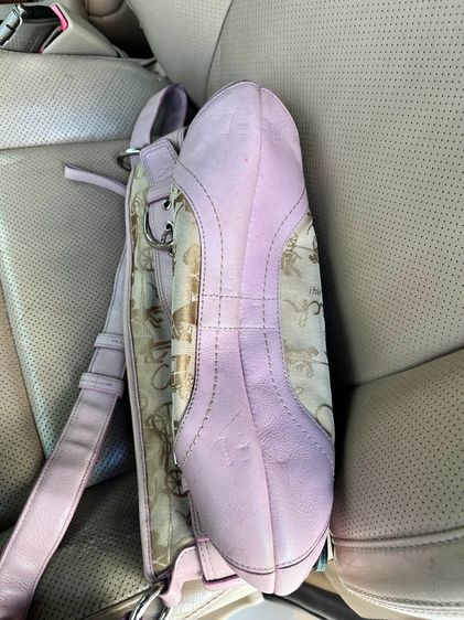 Coach Hamptons Scribble Demi Bag สีชมพู แท้100 💯  ปี 2010💗 รูปที่ 5