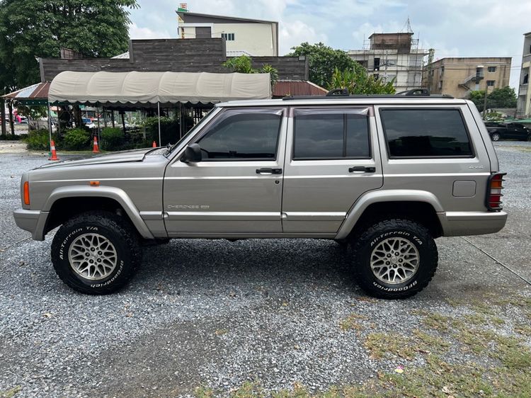 Jeep Cherokee 2001 4.0 Limited 4WD Utility-car เบนซิน LPG เกียร์อัตโนมัติ เทา รูปที่ 2