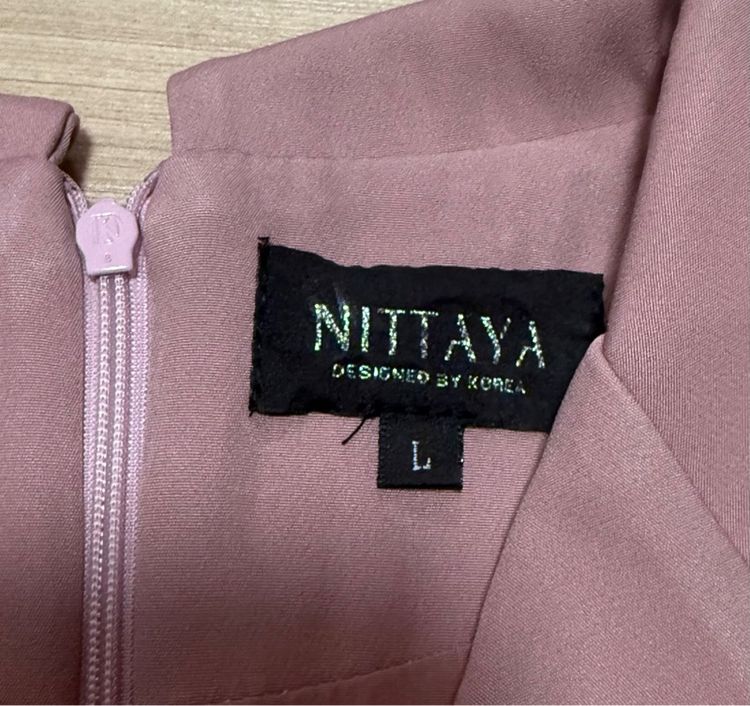 ชุดเดรส Nittaya รูปที่ 3