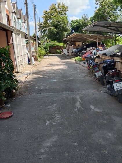 มีบางส่วน สร้างเสร็จก่อน 2010 ขายถูกด่วน  ท ฮ 2 ชั้น  หลังตลาดหนองหอย เมือง เชียงใหม่ รูปที่ 2