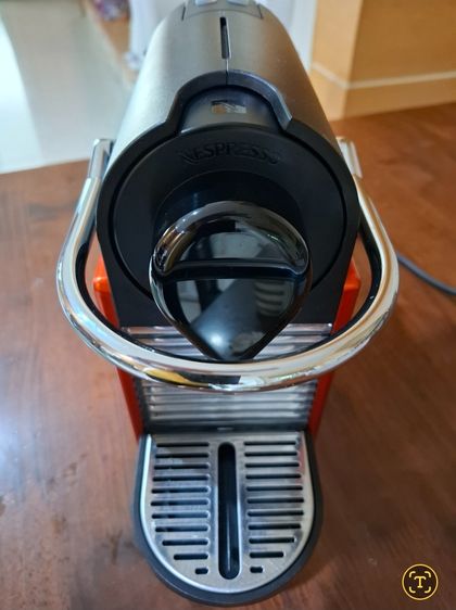 Nespresso Pixie Coffe Maker
