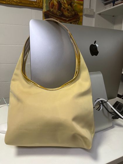 Longchamp Nylon Hobo แท้ 100 💯  สีครีม ปี2013 รูปที่ 3