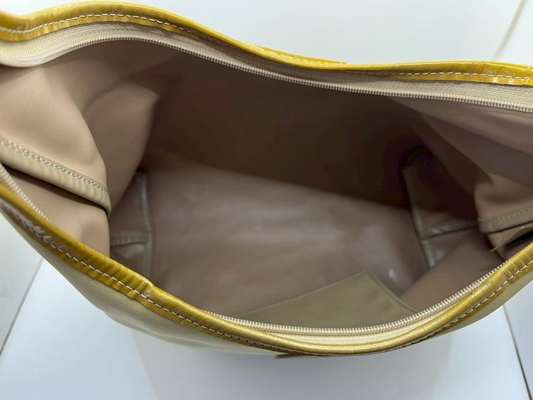 Longchamp Nylon Hobo แท้ 100 💯  สีครีม ปี2013 รูปที่ 6