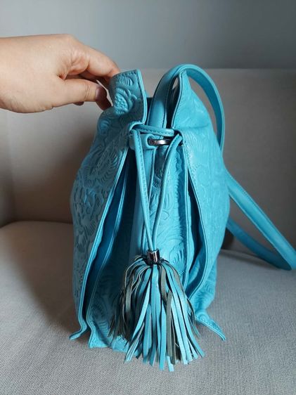 กระเป๋าสะพาย Loewe สีฟ้าลายฉลุ รูปที่ 3