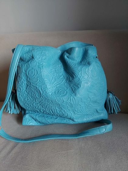 กระเป๋าสะพาย Loewe สีฟ้าลายฉลุ รูปที่ 5