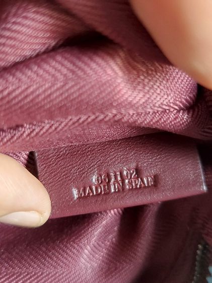 กระเป๋าสะพาย Loewe สีฟ้าลายฉลุ รูปที่ 11