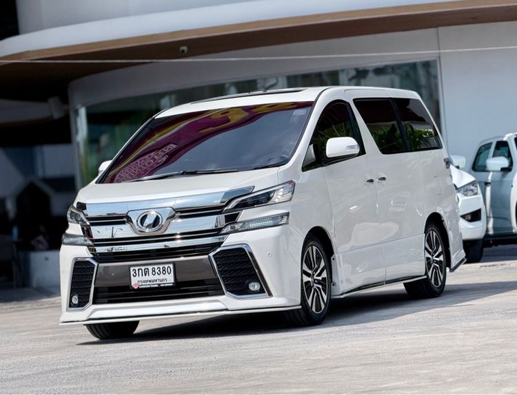 รถ Toyota Vellfire 2.4 V สี ขาว