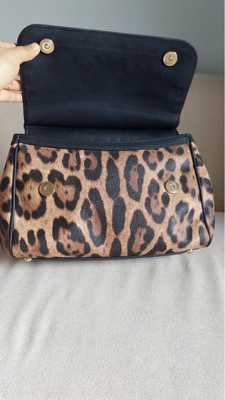 กระเป๋าถือ Dolce and Gabbana ของแท้ลายเสือ รูปที่ 5