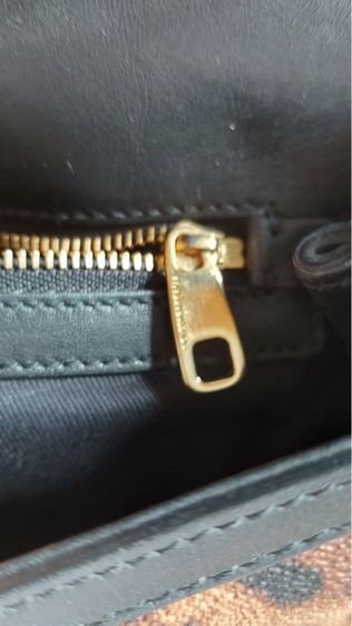 กระเป๋าถือ Dolce and Gabbana ของแท้ลายเสือ รูปที่ 15