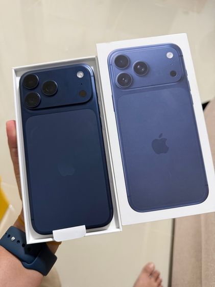 iPhone 17 pro max 512 gb deep blue ครบกล่อง