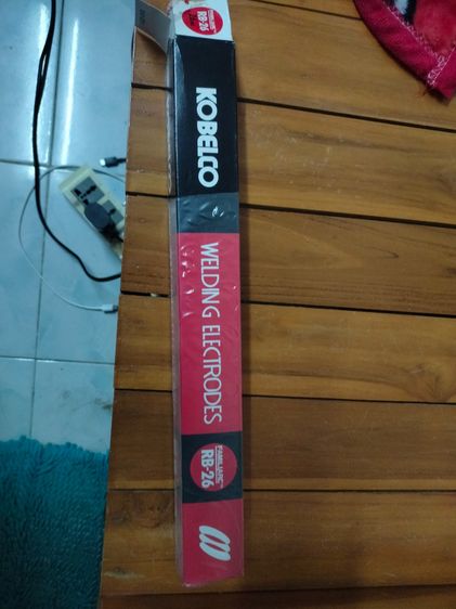 ลวดเชื่อม Kobelco 2.6 ม.ม.   ราคา เส้นละ 3 บาท