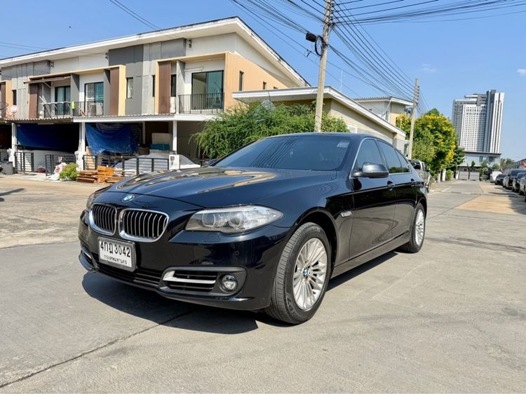BMW Series 5 2015 520d Sedan ดีเซล เกียร์อัตโนมัติ ดำ รูปที่ 3
