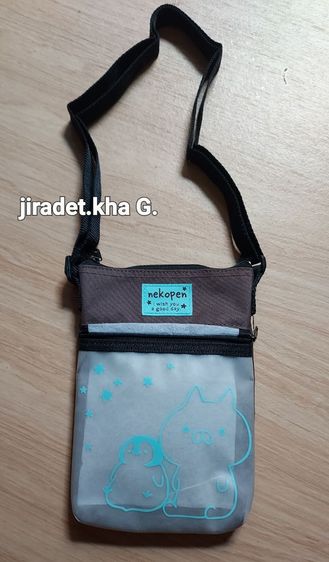 กระเป๋าแบบสะพาย nekopen ขนาดเพียง 20×14cm. สายกระเป๋าปรับระดับได้ สินค้าคัดมาจากคลังสินค้าญี่ปุ่น