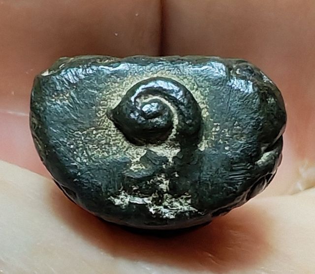 🚩พระปิดตา หลวงพ่อทับวัดทอง พิมพ์หัวจรวด เนื้อสำริด🚩 รูปที่ 5