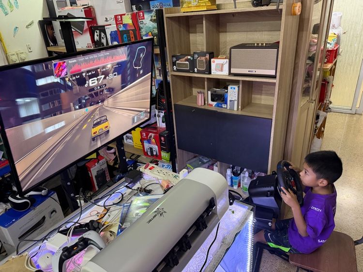 Sony จอยพวงมาลัย Logitech Gaming Driving Force G29