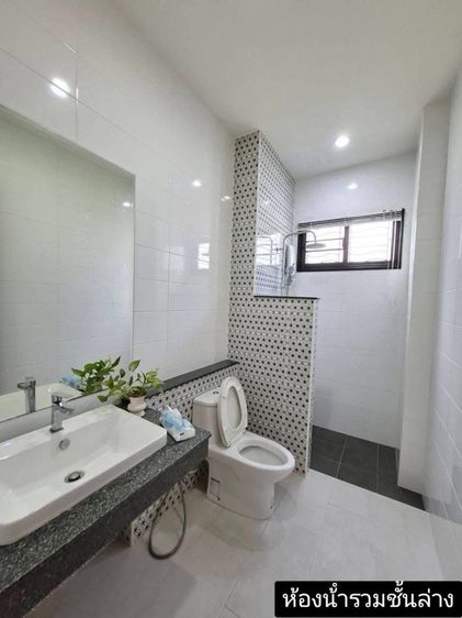 ตกแต่งครบ บ้านโมเดิร์นพร้อมเฟอร์ รูปที่ 4