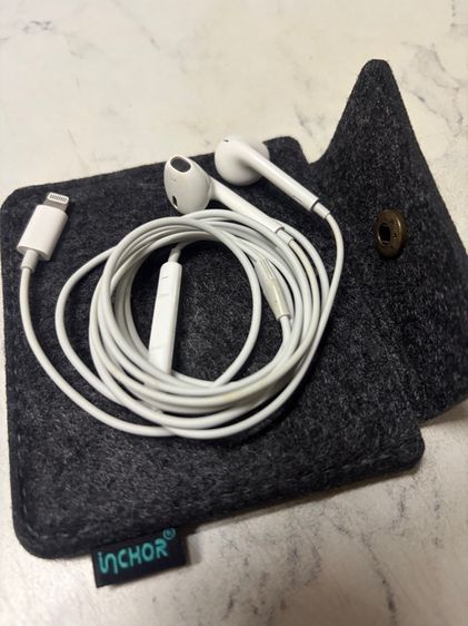 หูฟังไอโฟนแท้ Lightning มือสอง สภาพดี เดิมๆ รูปที่ 5