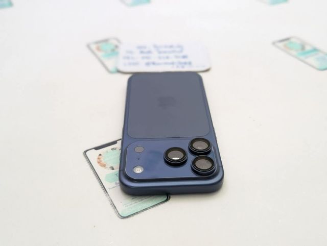 iPhone 17 Pro 512 Blue ศูนย์ไทย สภาพใหม่เอี่ยม มีตัวเครื่องอย่างเดียว ไม่มีอุปกรณ์อื่น สุขภาพแบต 100 ประกันยาว 8 เดือน เพียง 40,990 บาท ครับ รูปที่ 5