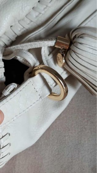 กระเป๋า สะพาย Loewe สีขาวครีม รูปที่ 17