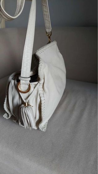 กระเป๋า สะพาย Loewe สีขาวครีม รูปที่ 4