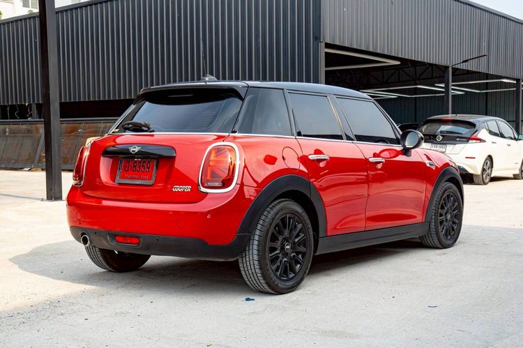 Mini COOPER 5 DOOR HATCH 2020 1.5 Sedan เบนซิน ไม่ติดแก๊ส เกียร์อัตโนมัติ แดง รูปที่ 3