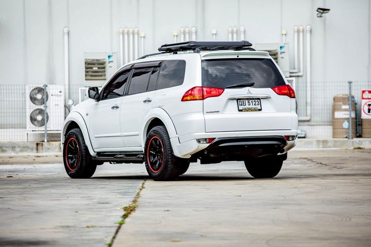 Mitsubishi Pajero Sport 2009 3.2 GT 4WD Utility-car ดีเซล เกียร์อัตโนมัติ ขาว รูปที่ 4
