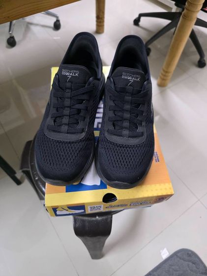 รองเท้าผ้าใบ ผ้า UK 7.5 | EU 41 1/3 | US 8 SKECHERS GO-WALK 7 สีดำเบอร์ 41 ครบกล่อง ไม่มีฉีกขาด