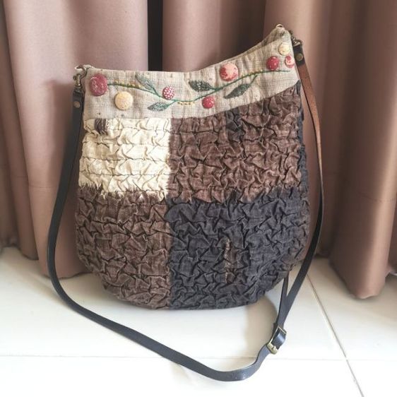 กระเป๋าแฮนด์เมด​ผ้าต่อแบรนด์​ญี่ปุ่น​ มือ​ 2