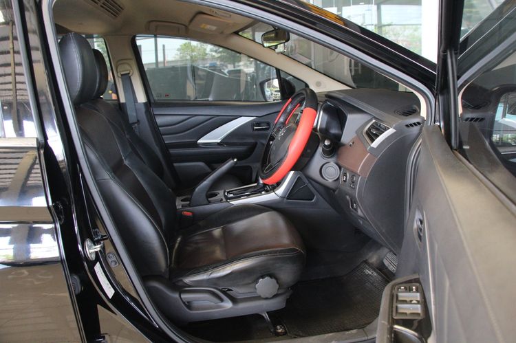 Mitsubishi Xpander 2020 1.5 Cross Utility-car เบนซิน ไม่ติดแก๊ส เกียร์อัตโนมัติ ดำ รูปที่ 3