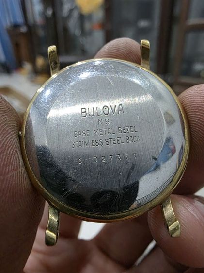 นาฬิกา Bulova สีทอง ตัวเลขโรมัน สวย หายาก รุ่นเก่า ขายตามสภาพ สวย น่าสะสม  พร้อมส่งครับ รูปที่ 3