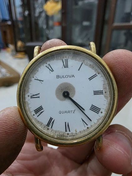อื่นๆ นาฬิกา Bulova สีทอง ตัวเลขโรมัน สวย หายาก รุ่นเก่า ขายตามสภาพ สวย น่าสะสม  พร้อมส่งครับ