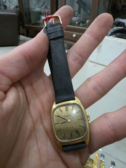 ทอง นาฬิกา Omega ผู้หญิง สวยหายาก ของเก่าเก็บ รุ่นเก่า ขายตามสภาพ พร้อมส่งครับ