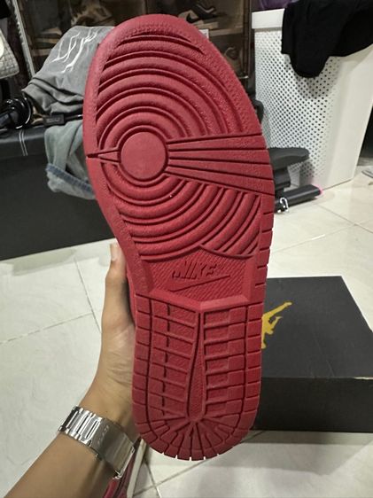 Jordan 1 Low Reverse Bred  รูปที่ 3