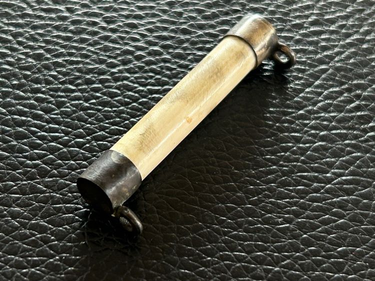 ตะกรุดหลวงพ่อโมเลี่ยมจับขอบ รูปที่ 8