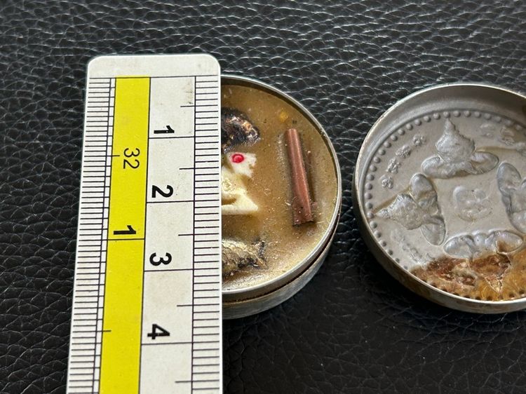 ตลับสีผึ้งหลวงพ่อเดิม รูปที่ 9