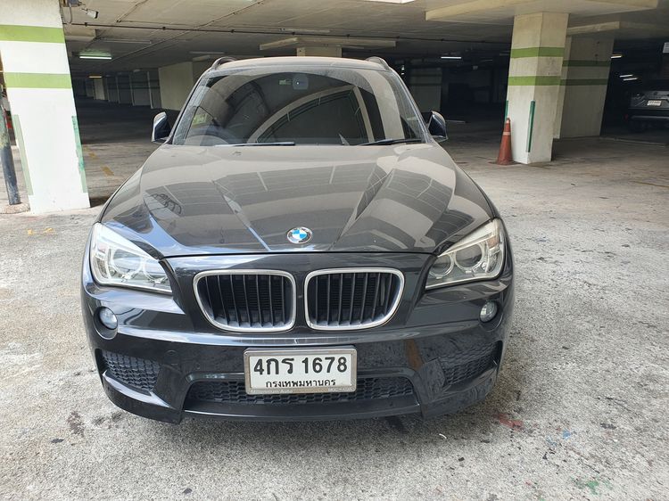 รถ BMW X1 1.5 sDrive18i mSport สี ดำ