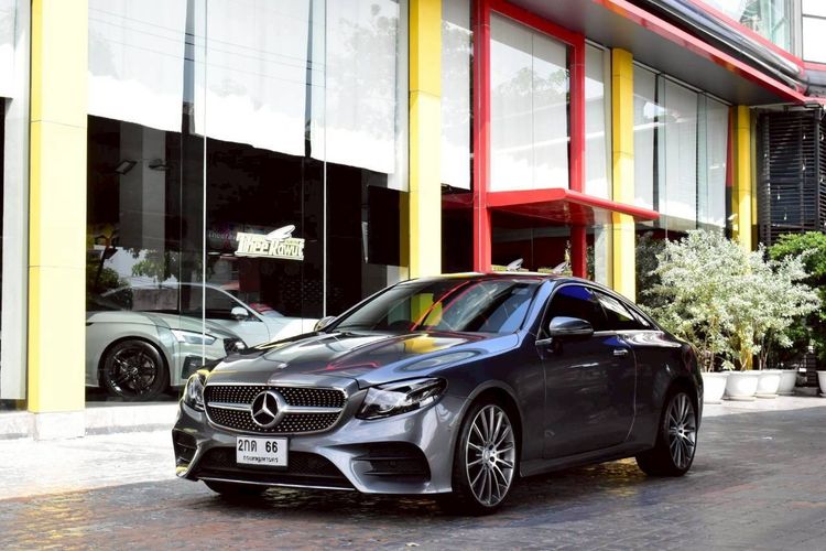 รถ Mercedes-Benz E-Class E300 สี เทา