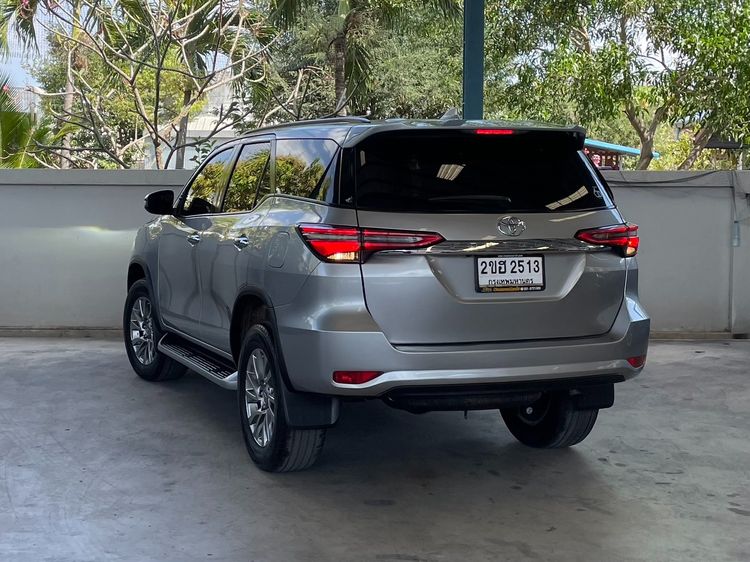 Toyota Fortuner 2022 2.4 G Utility-car ดีเซล ไม่ติดแก๊ส เกียร์อัตโนมัติ เทา รูปที่ 4