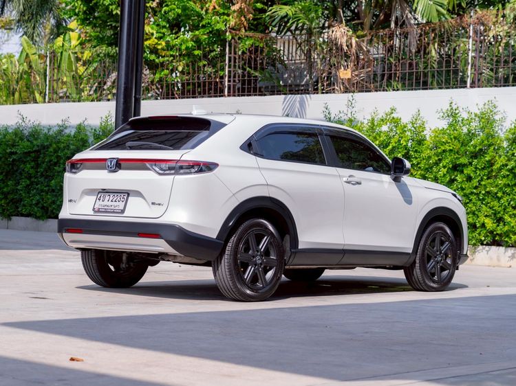 Honda HR-V 2023 1.5 EL e:HEV Utility-car ไฮบริด ไม่ติดแก๊ส เกียร์อัตโนมัติ ขาว รูปที่ 4