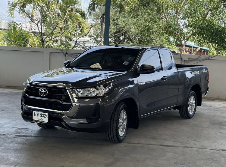 รถ Toyota Hilux Revo Smart Cab 2.4 Entry Z Edition สี เทา