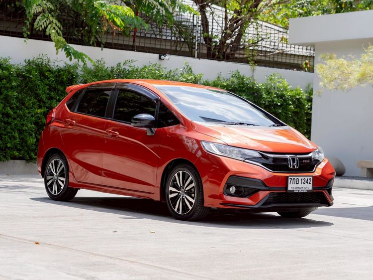 รถ Honda Jazz 1.5 RS i-VTEC สี ส้ม