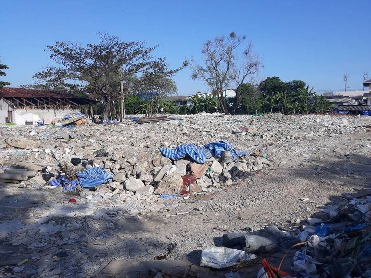 ที่ดินเปล่า 4-0-11 ไร่ ใกล้เซ็นทรัลรามอินทรา เขตบางเขน กรุงเทพมหานคร