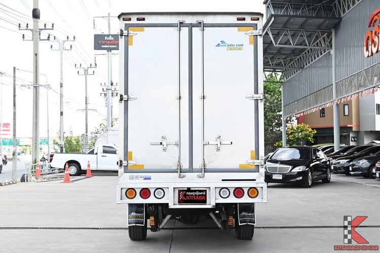 Toyota Hilux Revo 2025 2.4 Entry Pickup ดีเซล ไม่ติดแก๊ส เกียร์ธรรมดา ขาว รูปที่ 4