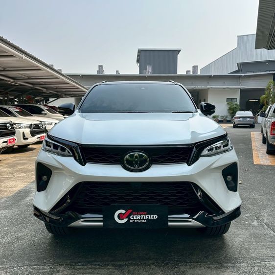 Toyota Fortuner 2025 2.4 Legender Utility-car ดีเซล ไม่ติดแก๊ส เกียร์อัตโนมัติ ขาว รูปที่ 2