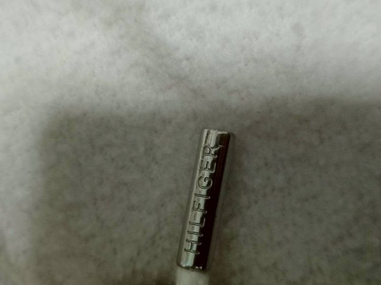 เสื้อ tommy hilfiger รูปที่ 13