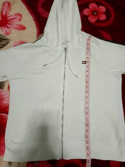 เสื้อ tommy hilfiger รูปที่ 9