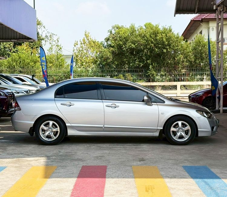 Honda Civic 2010 1.8 S i-VTEC Sedan เบนซิน ไม่ติดแก๊ส เกียร์อัตโนมัติ บรอนซ์เงิน รูปที่ 2