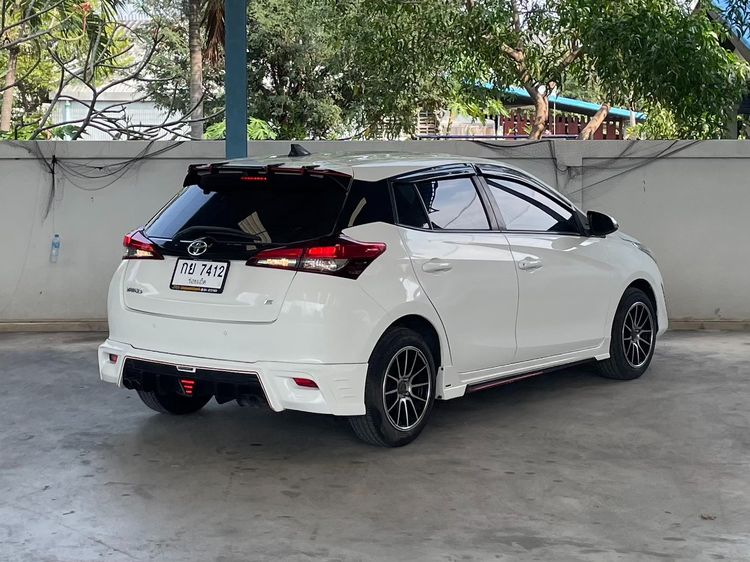 Toyota Yaris 2018 1.2 E Sedan เบนซิน ไม่ติดแก๊ส เกียร์อัตโนมัติ ขาว รูปที่ 2