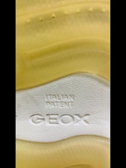 รองเท้า รูปที่ 4