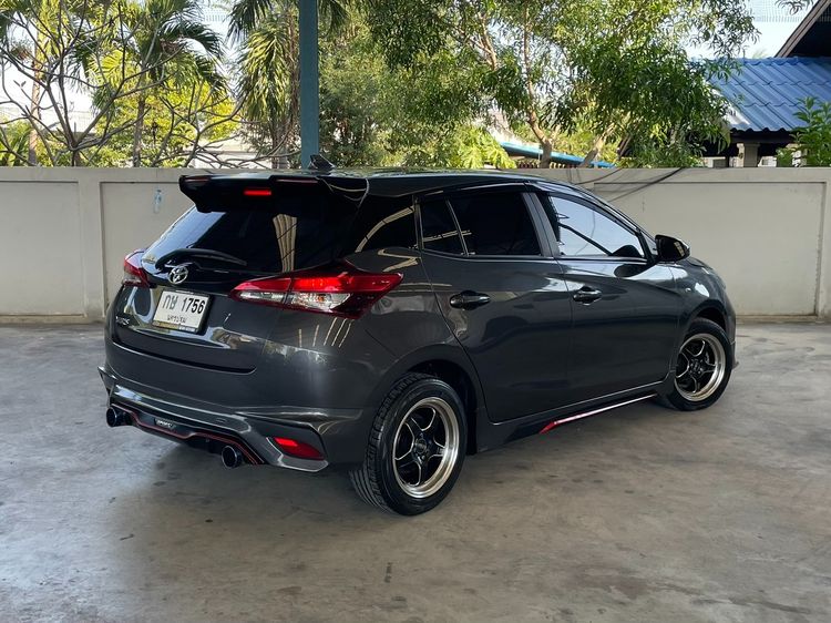 Toyota Yaris 2022 1.2 Entry Sedan เบนซิน ไม่ติดแก๊ส เกียร์อัตโนมัติ เทา รูปที่ 2